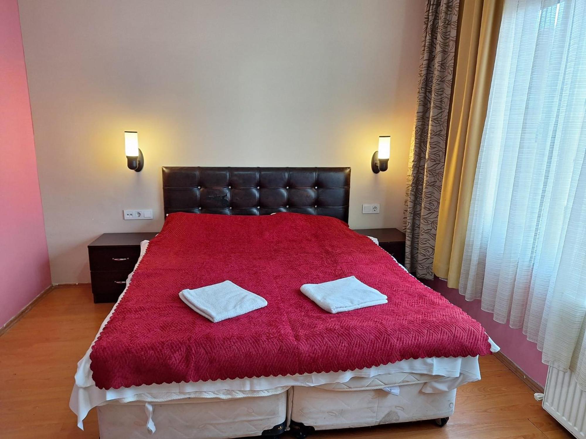 Amir Apart Hotel Istanbul Bagian luar foto