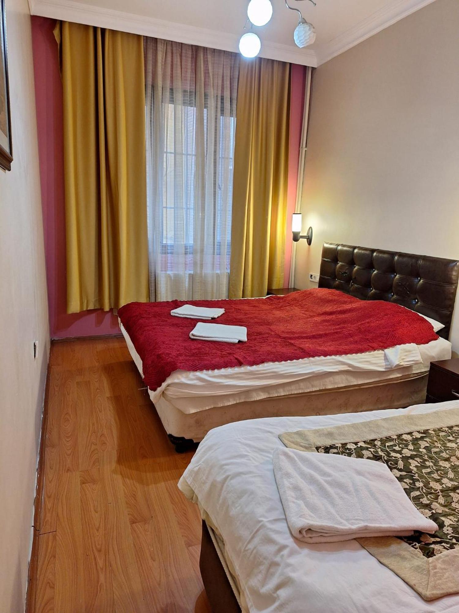 Amir Apart Hotel Istanbul Bagian luar foto