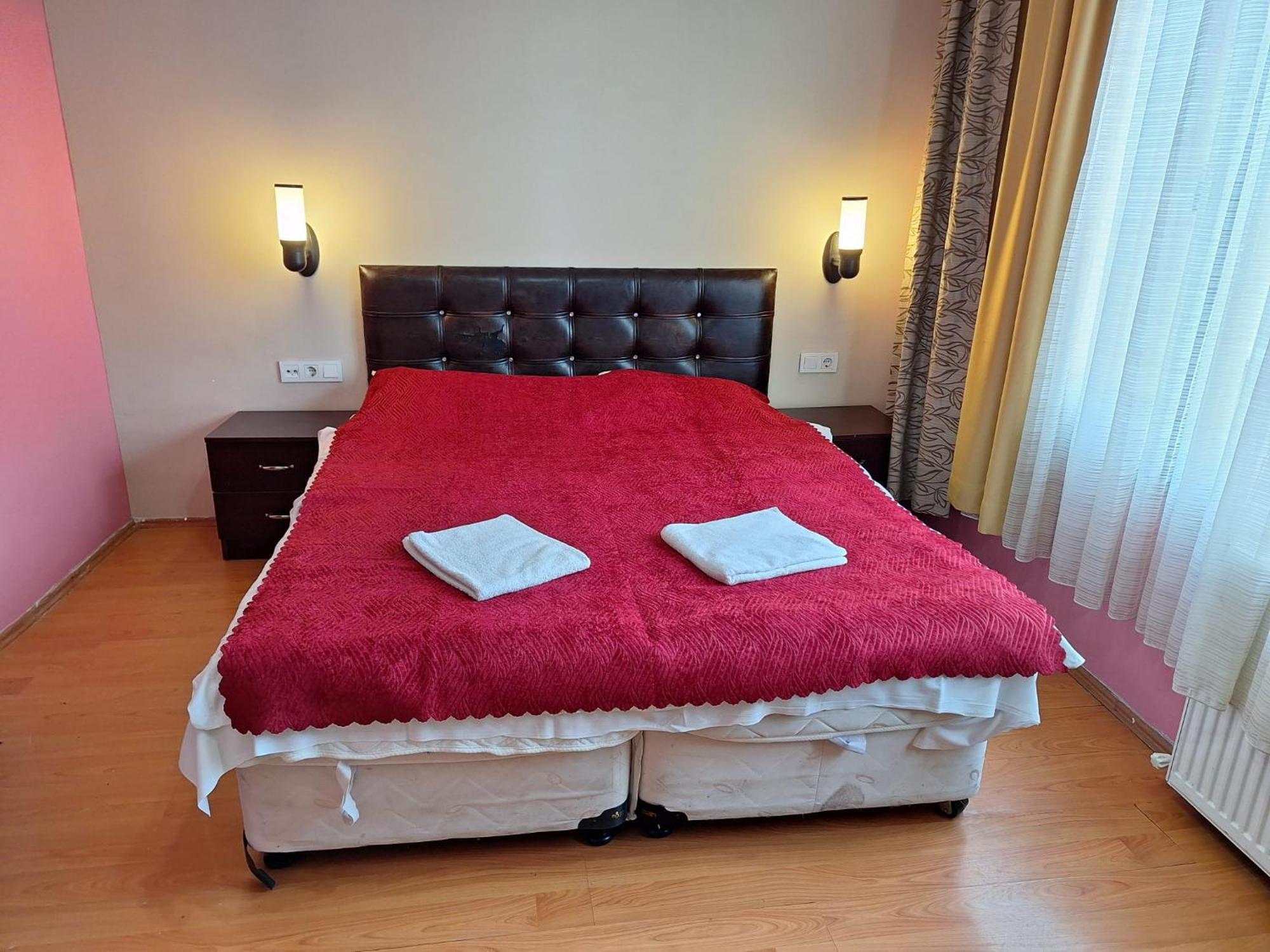 Amir Apart Hotel Istanbul Bagian luar foto